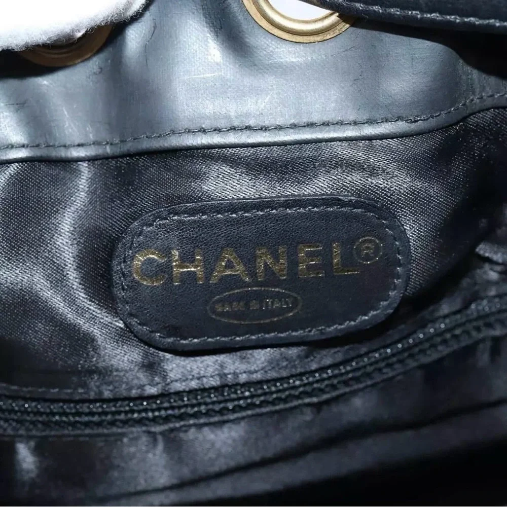 Authentic Vintage Chanel - Picture 3 of 9